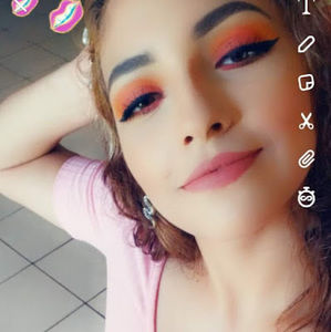 Meet your Posher, Doria rubi